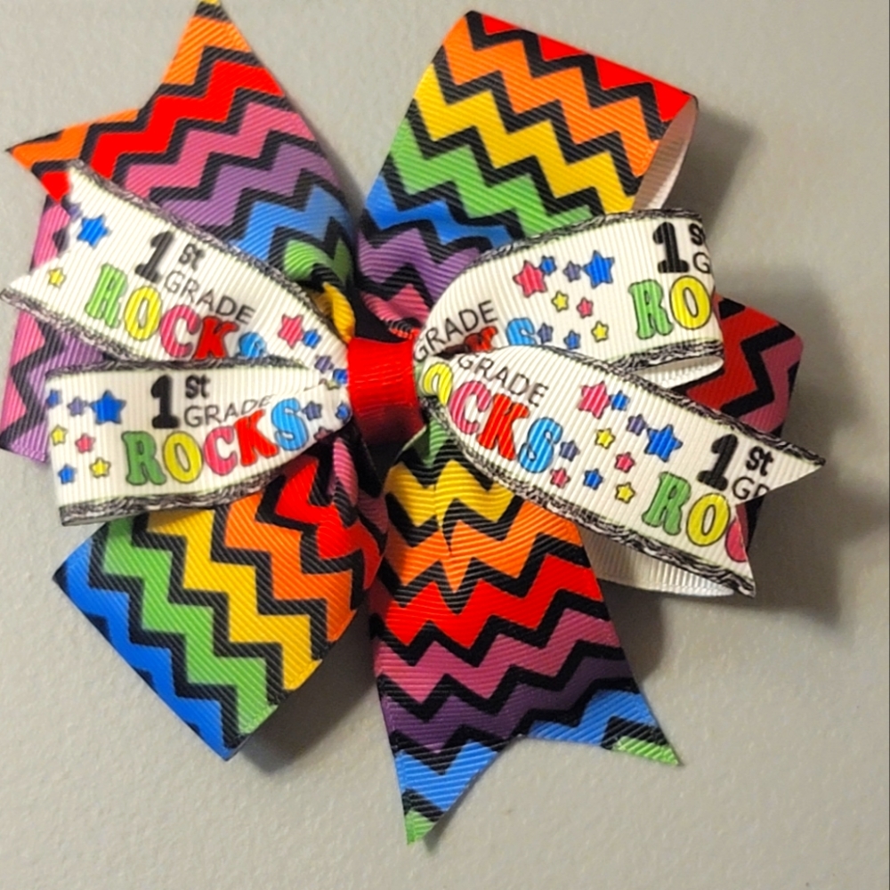 1st Grade Rocks *made to order* hairbow